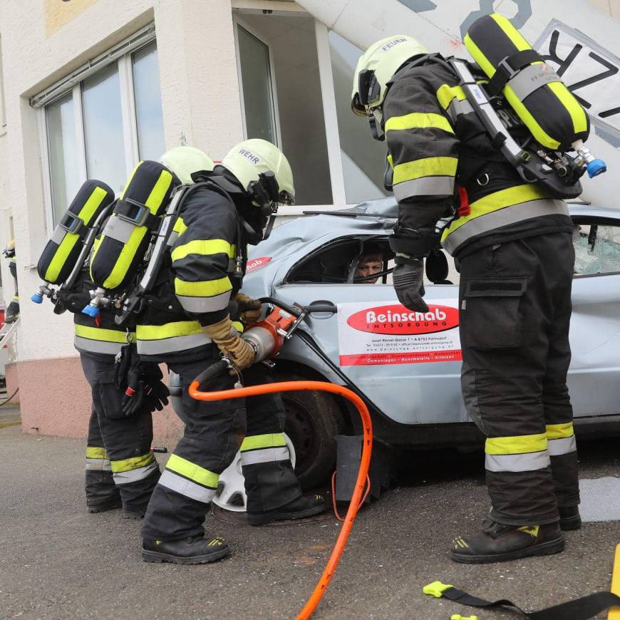 Übung am Gelände des Fliegerhorst Zeltweg