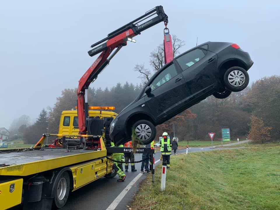 Fahrzeugbergung3.jpg