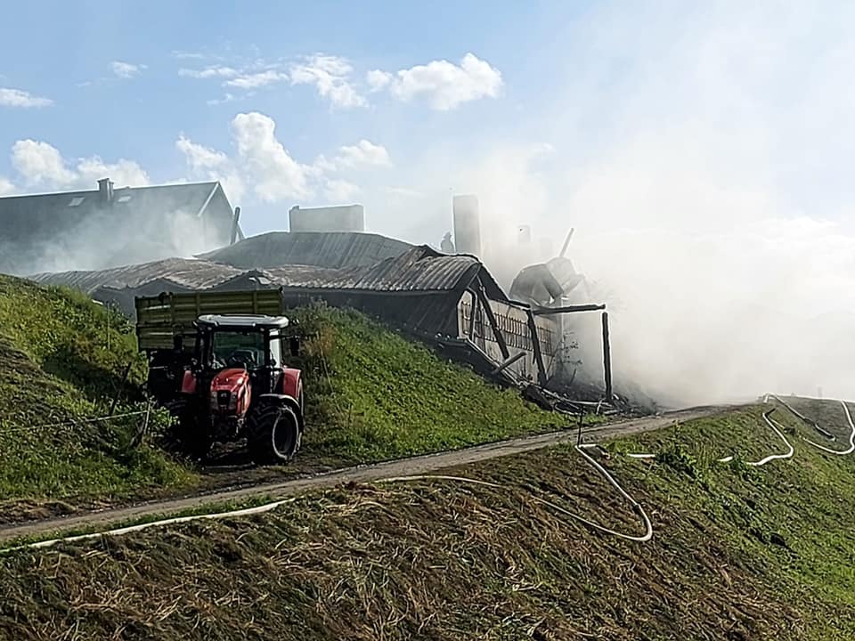 Wirtschaftsgebäudebrand6-1.jpg